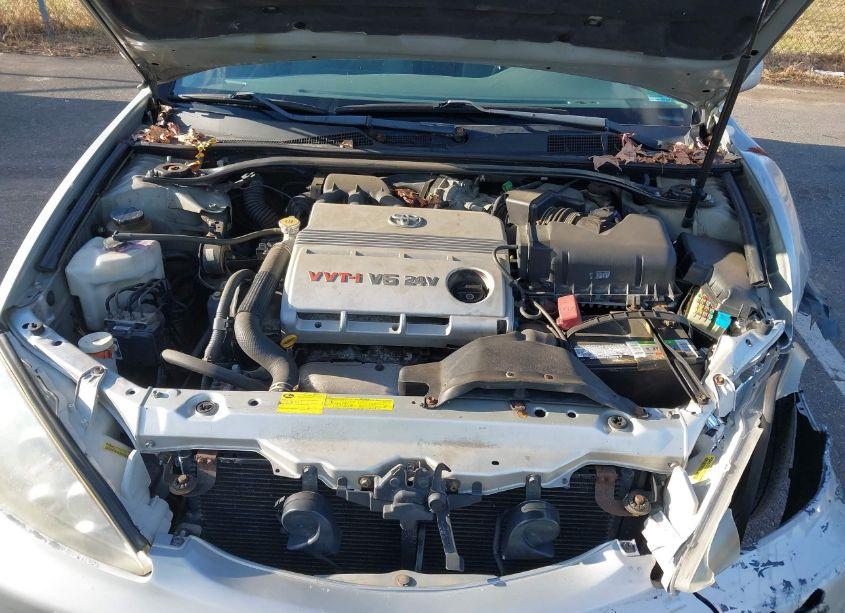Photo 10 of 2005 Toyota Camry LE V6 (VIN 4T1BF32K75U105928)