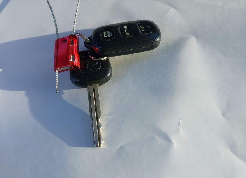 Photo 11 of 2005 Toyota Camry LE V6 (VIN 4T1BF32K75U105928)
