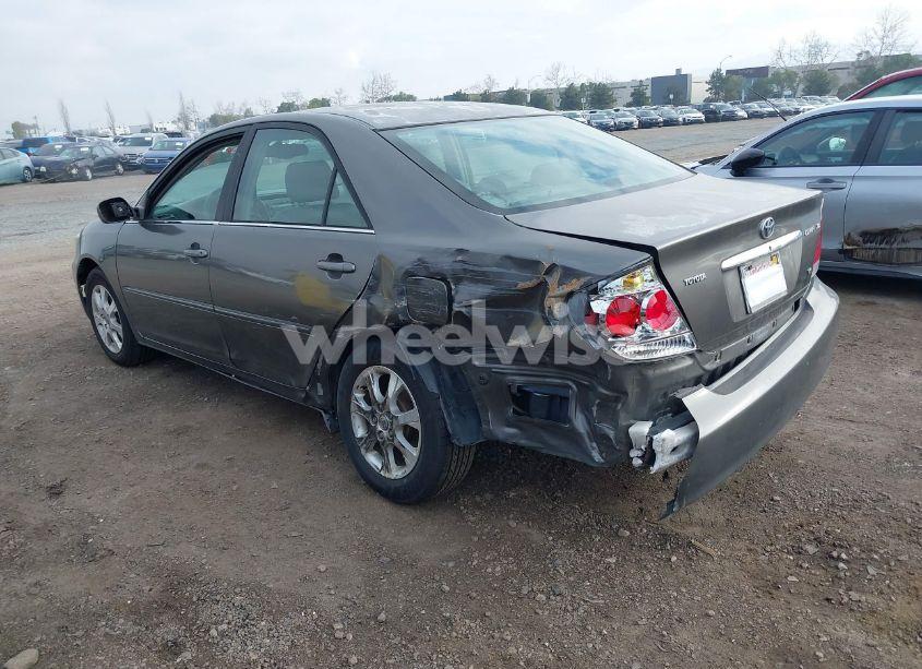 Photo 3 of 2005 Toyota Camry XLE V6 (VIN 4T1BF32K75U595836)