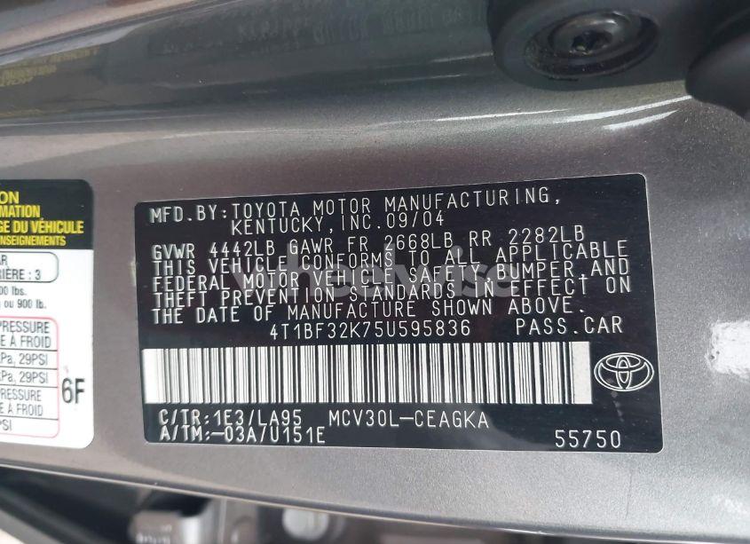 Photo 9 of 2005 Toyota Camry XLE V6 (VIN 4T1BF32K75U595836)