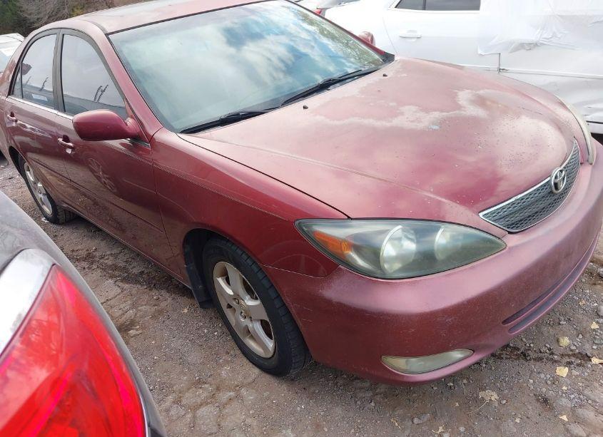 2002 Toyota Camry SE V6 (VIN 4T1BF32K82U004215) main photo