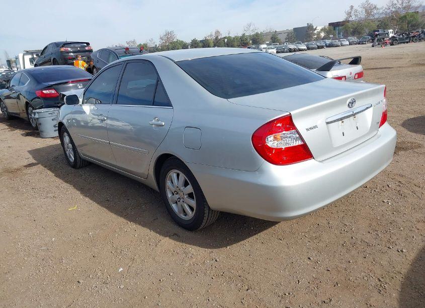 Photo 3 of 2002 Toyota Camry XLE V6 (VIN 4T1BF32K82U033696)