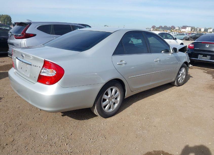 Photo 4 of 2002 Toyota Camry XLE V6 (VIN 4T1BF32K82U033696)