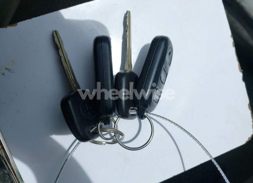 Photo 11 of 2003 Toyota Camry LE V6/SE V6/XLE V6 (VIN 4T1BF32K83U052749)