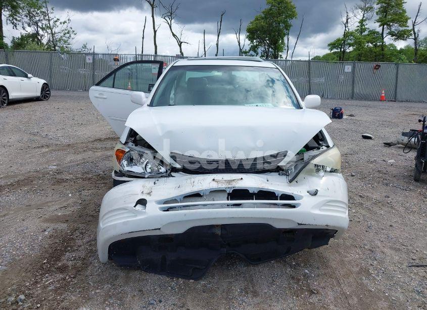 Photo 13 of 2003 Toyota Camry LE V6/SE V6/XLE V6 (VIN 4T1BF32K83U052749)