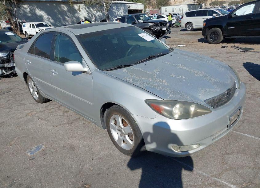 2003 Toyota Camry SE V6 (VIN 4T1BF32K83U054808) main photo