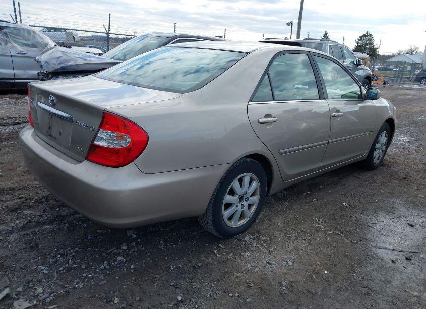 Photo 4 of 2003 Toyota Camry XLE V6 (VIN 4T1BF32K83U552135)