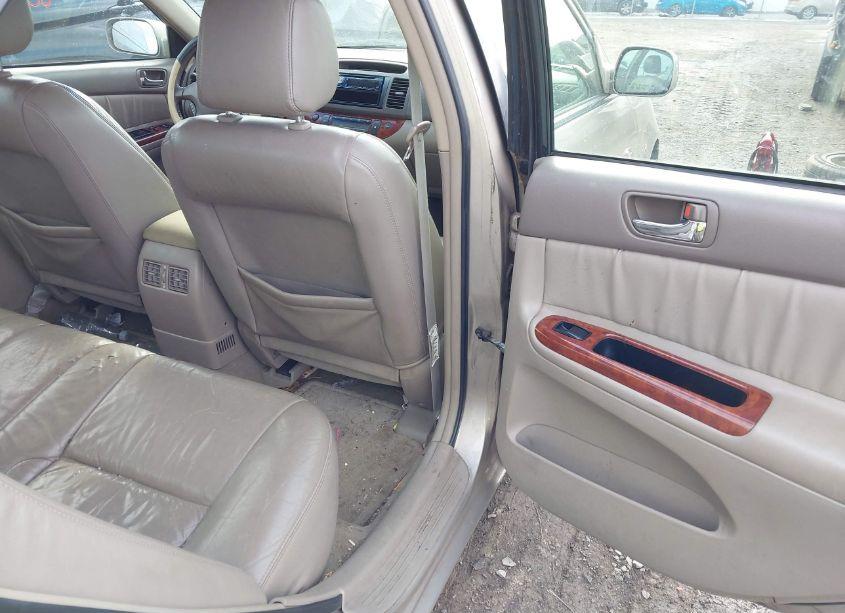 Photo 8 of 2003 Toyota Camry XLE V6 (VIN 4T1BF32K83U552135)