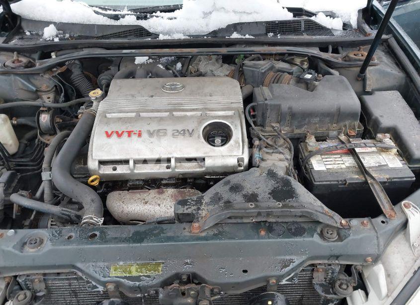 Photo 10 of 2003 Toyota Camry LE V6 (VIN 4T1BF32K83U563975)