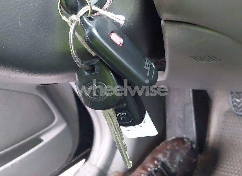 Photo 11 of 2003 Toyota Camry LE V6 (VIN 4T1BF32K83U563975)