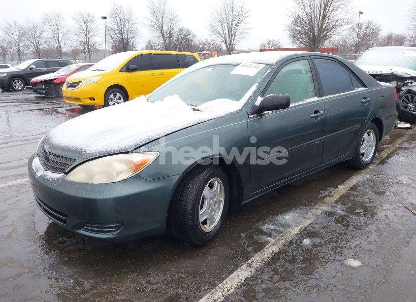 Photo 2 of 2003 Toyota Camry LE V6 (VIN 4T1BF32K83U563975)