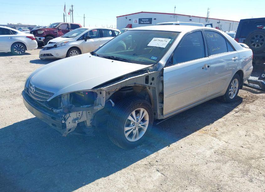 Photo 2 of 2004 Toyota Camry LE V6 (VIN 4T1BF32K84U576159)