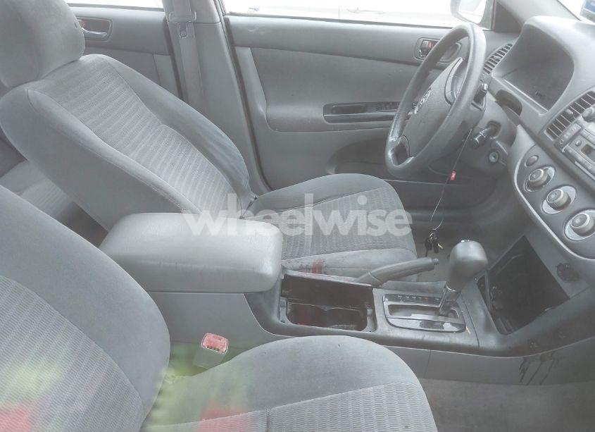 Photo 5 of 2005 Toyota Camry LE V6 (VIN 4T1BF32K85U095443)