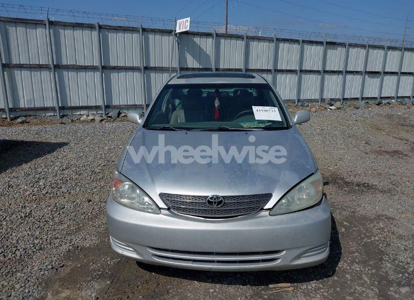 Photo 12 of 2002 Toyota Camry XLE V6 (VIN 4T1BF32K92U026546)