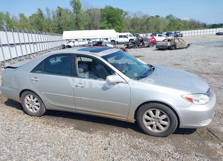 Photo 13 of 2002 Toyota Camry XLE V6 (VIN 4T1BF32K92U026546)