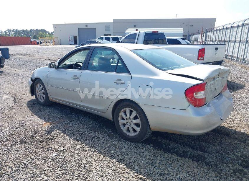 Photo 3 of 2002 Toyota Camry XLE V6 (VIN 4T1BF32K92U026546)