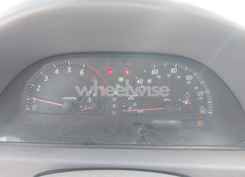 Photo 7 of 2002 Toyota Camry XLE V6 (VIN 4T1BF32K92U026546)