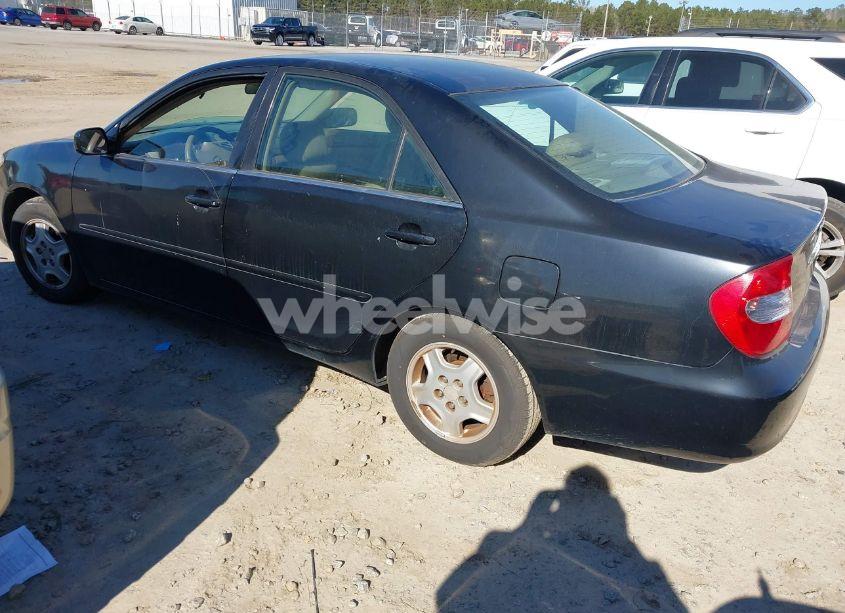 Photo 3 of 2002 Toyota Camry LE V6 (VIN 4T1BF32K92U525444)