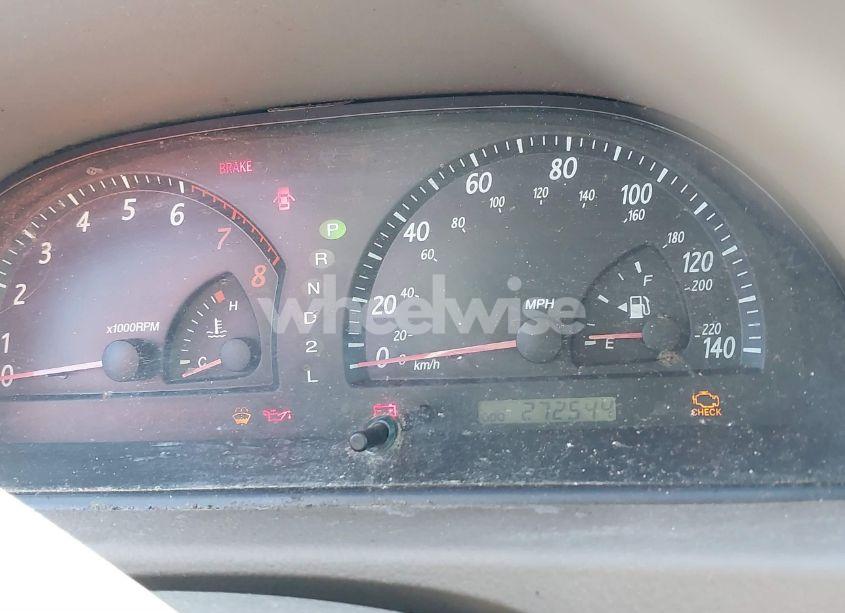 Photo 7 of 2002 Toyota Camry LE V6 (VIN 4T1BF32K92U525444)