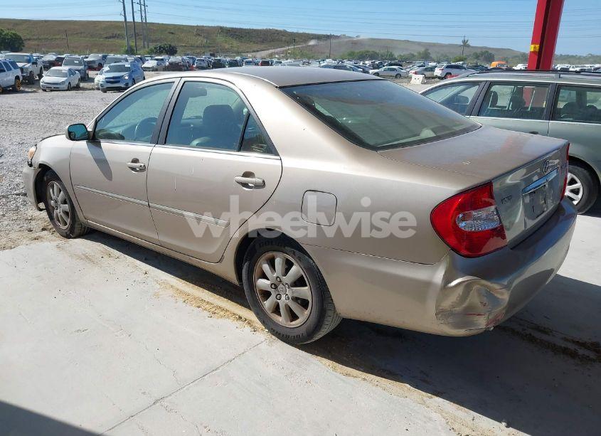 Photo 3 of 2003 Toyota Camry (VIN 4T1BF32K93U041467)