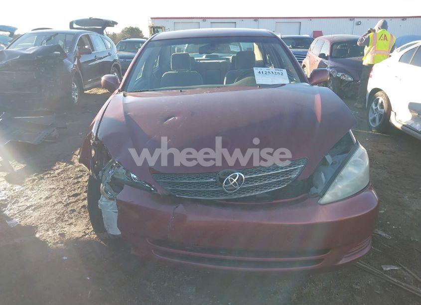 Photo 12 of 2004 Toyota Camry LE V6 (VIN 4T1BF32K94U063857)