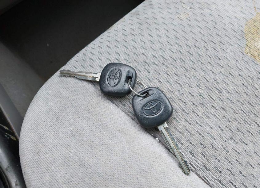 Photo 11 of 2004 Toyota Camry LE V6 (VIN 4T1BF32K94U579085)