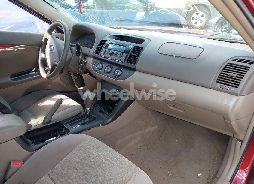 Photo 5 of 2005 Toyota Camry LE V6 (VIN 4T1BF32K95U109656)