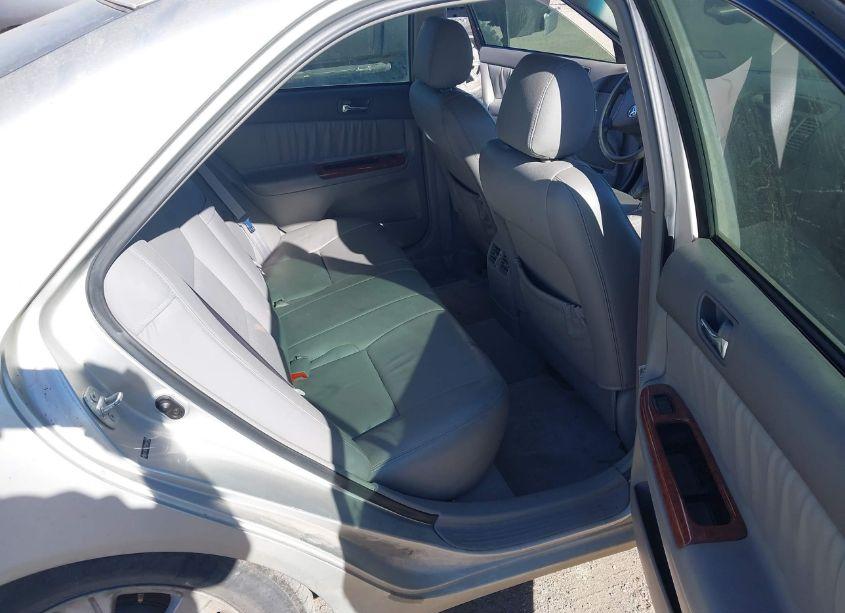 Photo 8 of 2005 Toyota Camry XLE V6 (VIN 4T1BF32K95U601958)