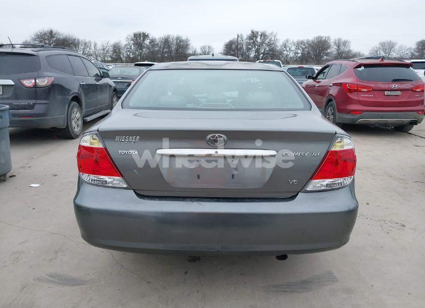 Photo 17 of 2005 Toyota Camry XLE V6 (VIN 4T1BF32K95U617917)