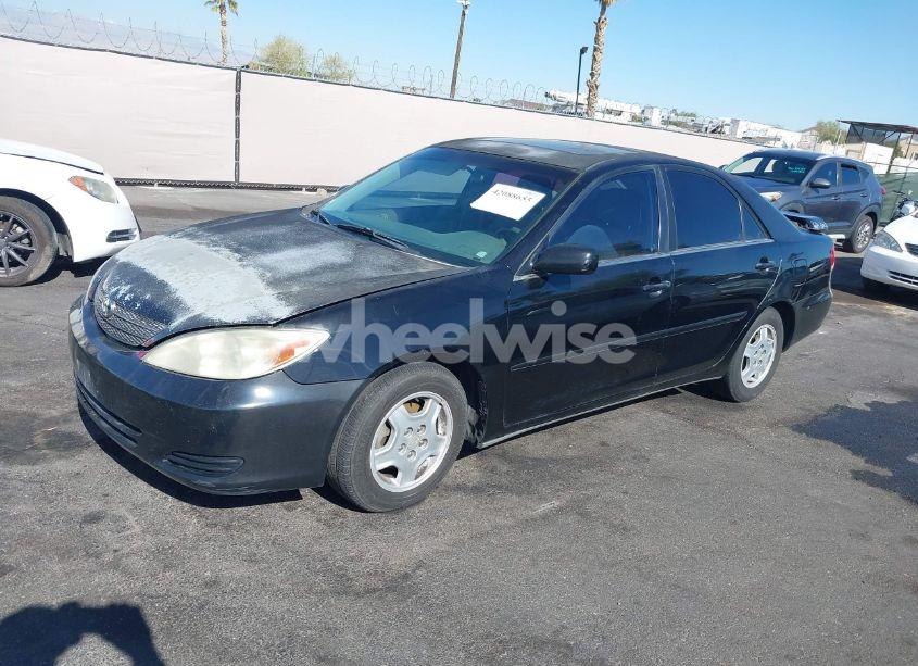 Photo 12 of 2002 Toyota Camry LE V6 (VIN 4T1BF32KX2U029701)