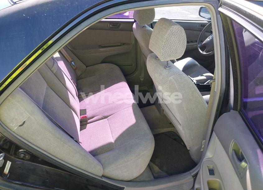 Photo 8 of 2002 Toyota Camry LE V6 (VIN 4T1BF32KX2U029701)