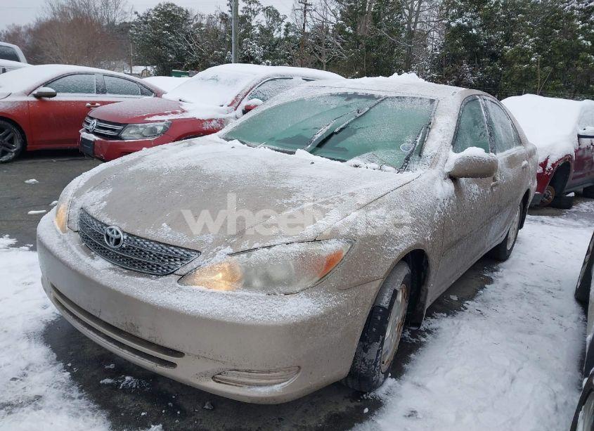Photo 6 of 2002 Toyota Camry LE V6 (VIN 4T1BF32KX2U517806)