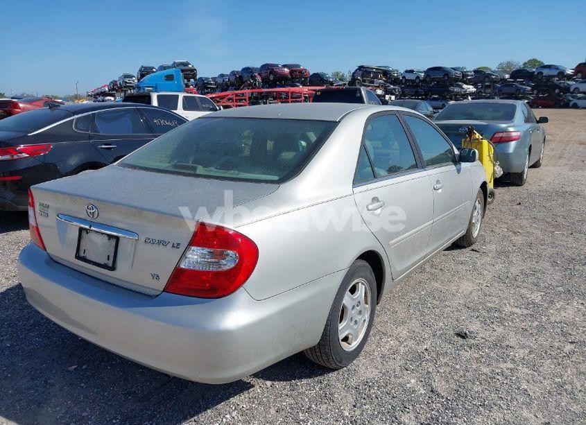 Photo 4 of 2003 Toyota Camry LE V6 (VIN 4T1BF32KX3U563279)