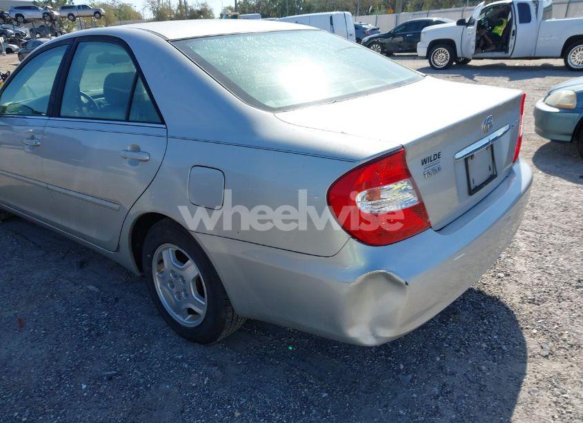 Photo 6 of 2003 Toyota Camry LE V6 (VIN 4T1BF32KX3U563279)