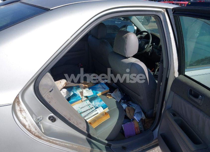 Photo 8 of 2003 Toyota Camry LE V6 (VIN 4T1BF32KX3U563279)