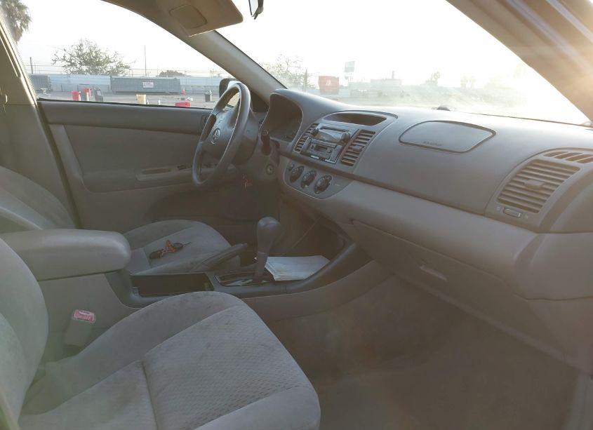 Photo 5 of 2004 Toyota Camry LE V6 (VIN 4T1BF32KX4U072695)