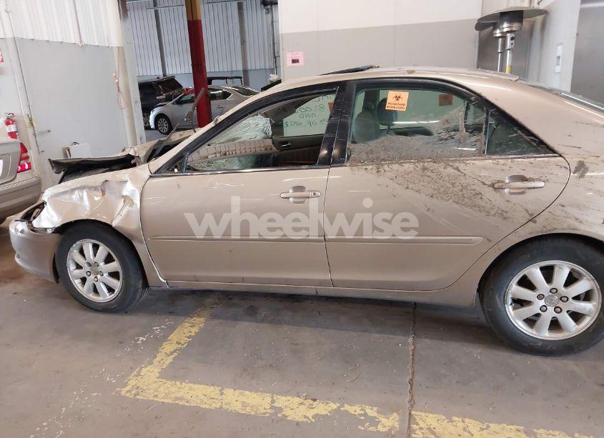 Photo 14 of 2004 Toyota Camry XLE V6 (VIN 4T1BF32KX4U075080)