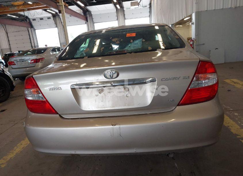 Photo 16 of 2004 Toyota Camry XLE V6 (VIN 4T1BF32KX4U075080)