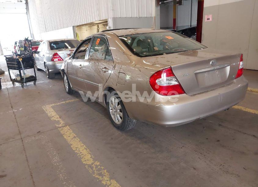 Photo 3 of 2004 Toyota Camry XLE V6 (VIN 4T1BF32KX4U075080)