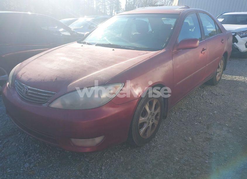 Photo 2 of 2005 Toyota Camry XLE V6 (VIN 4T1BF32KX5U084931)