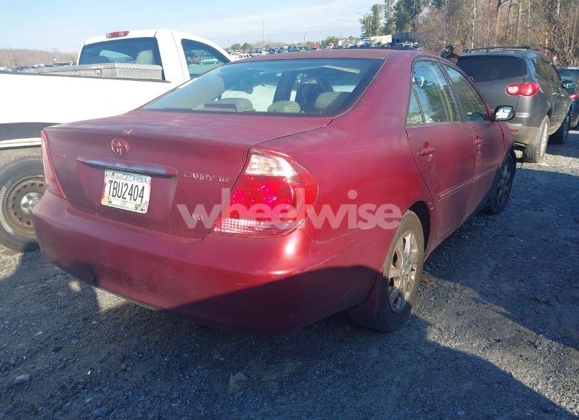 Photo 4 of 2005 Toyota Camry XLE V6 (VIN 4T1BF32KX5U084931)