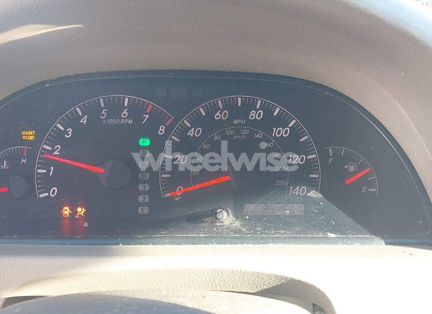 Photo 7 of 2005 Toyota Camry XLE V6 (VIN 4T1BF32KX5U084931)