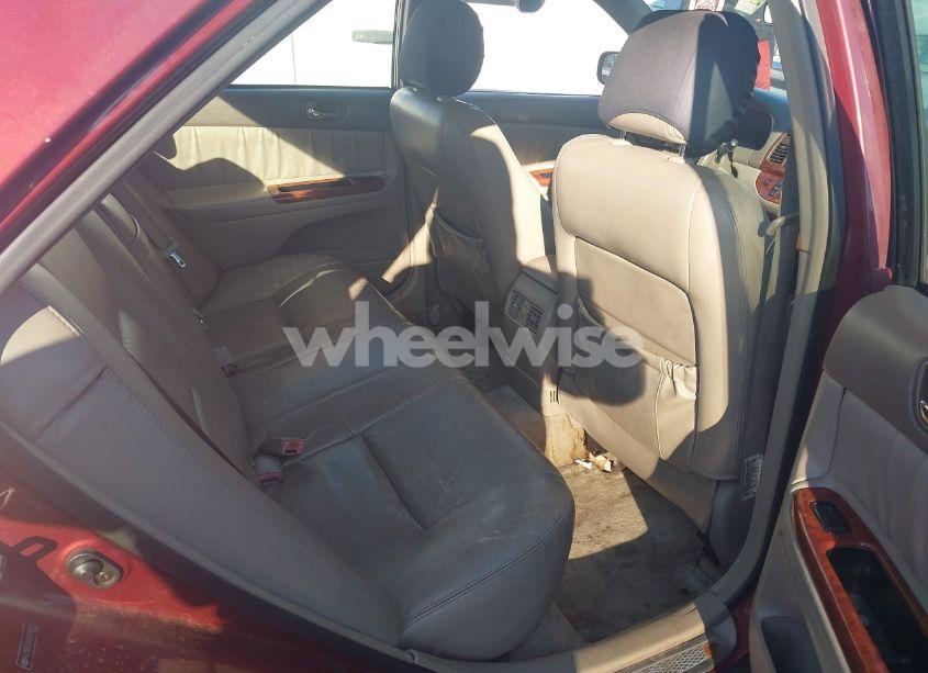 Photo 8 of 2005 Toyota Camry XLE V6 (VIN 4T1BF32KX5U084931)