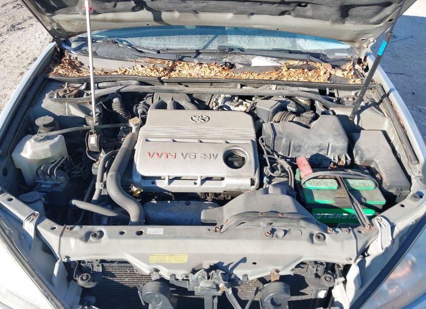 Photo 10 of 2005 Toyota Camry LE V6/XLE V6 (VIN 4T1BF32KX5U086212)