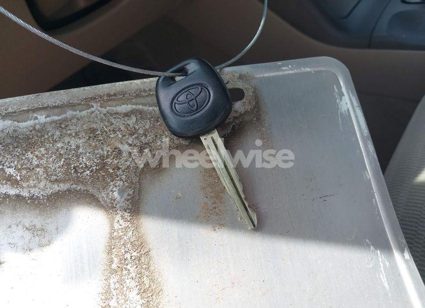 Photo 11 of 2005 Toyota Camry LE V6 (VIN 4T1BF32KX5U615237)