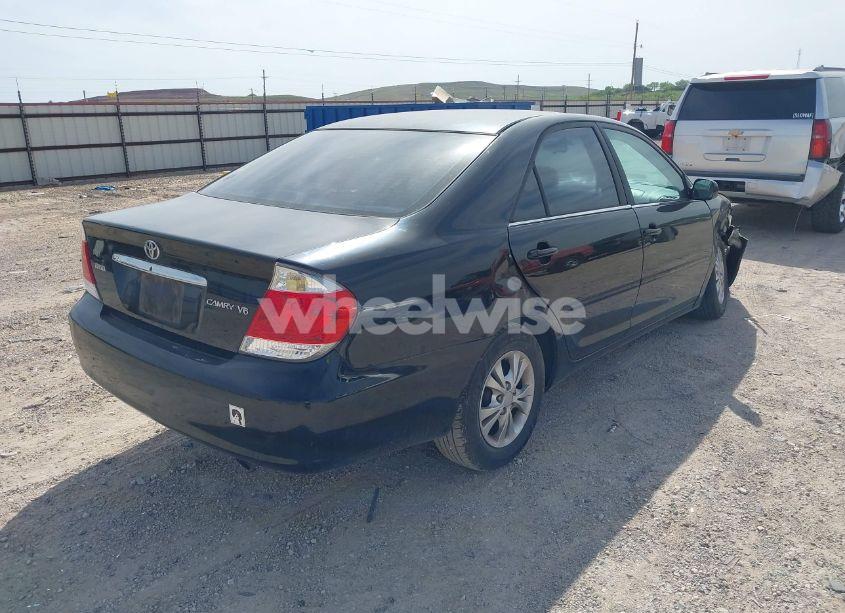 Photo 4 of 2005 Toyota Camry LE V6 (VIN 4T1BF32KX5U615237)