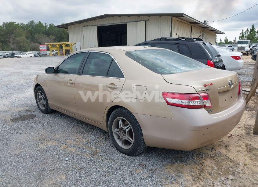 Photo 3 of 2010 Toyota Camry LE (VIN 4T1BF3EK0AU014733)