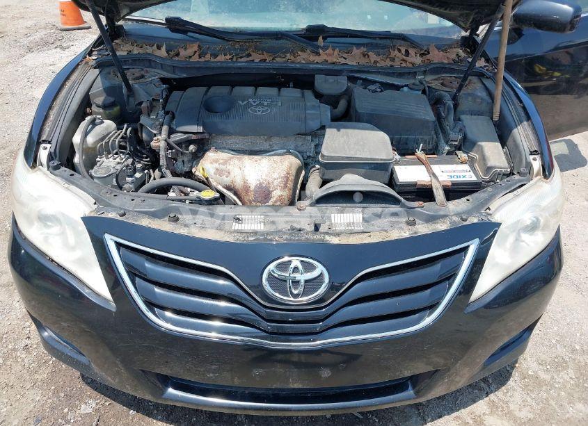 Photo 10 of 2010 Toyota Camry (VIN 4T1BF3EK0AU037820)