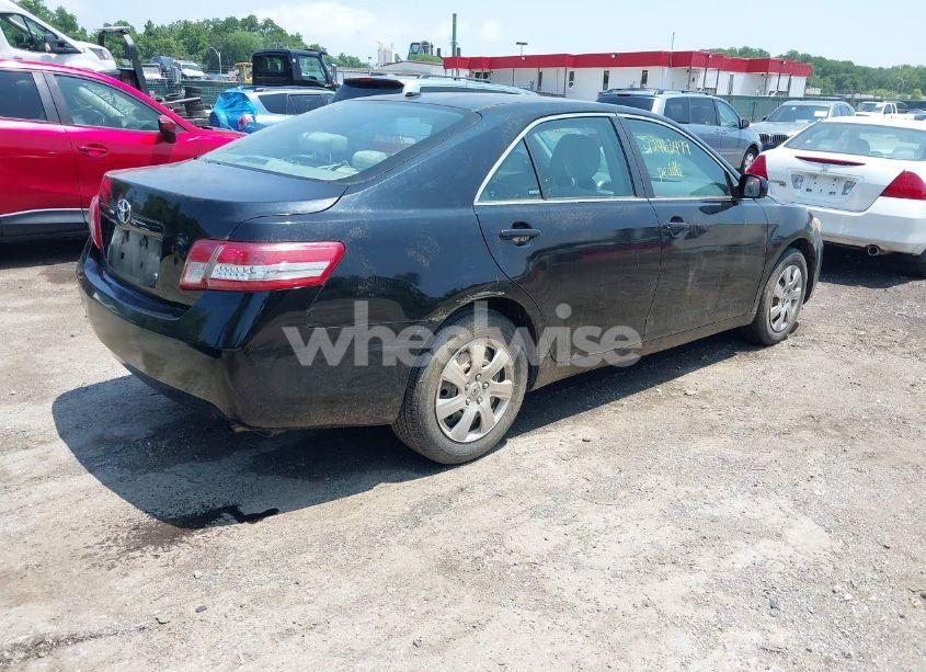 Photo 4 of 2010 Toyota Camry (VIN 4T1BF3EK0AU037820)