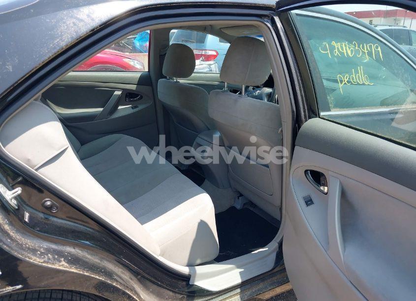 Photo 8 of 2010 Toyota Camry (VIN 4T1BF3EK0AU037820)